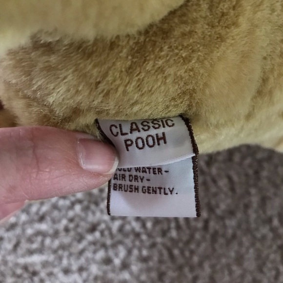 (Sold) Classic Pooh Plush - Picture 4 of 4